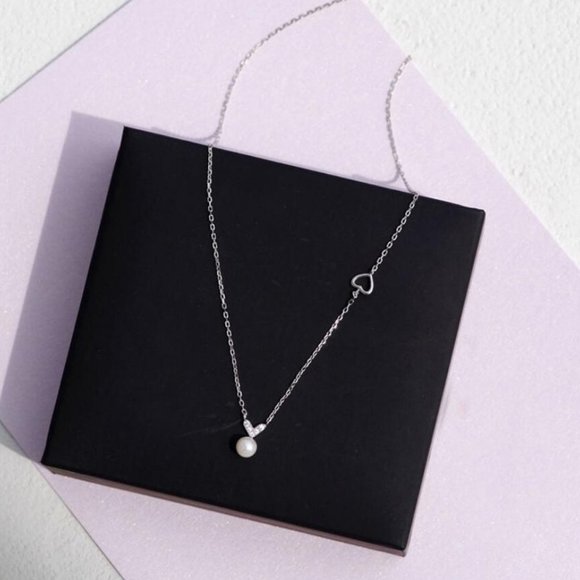 NEW 925 Sterling Silver Pearl Heart Necklace - Picture 4 of 8